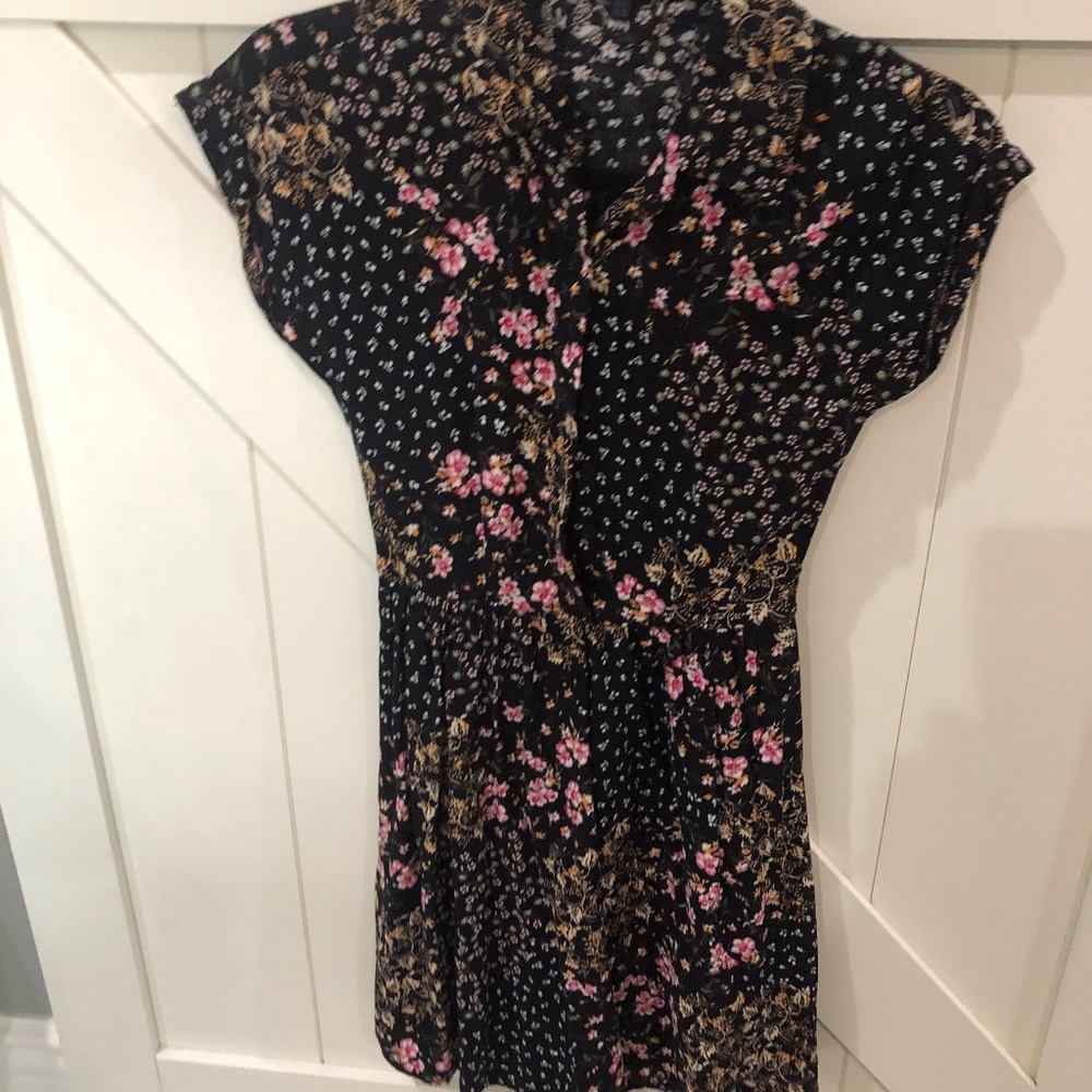 Juniors Black Floral Dress